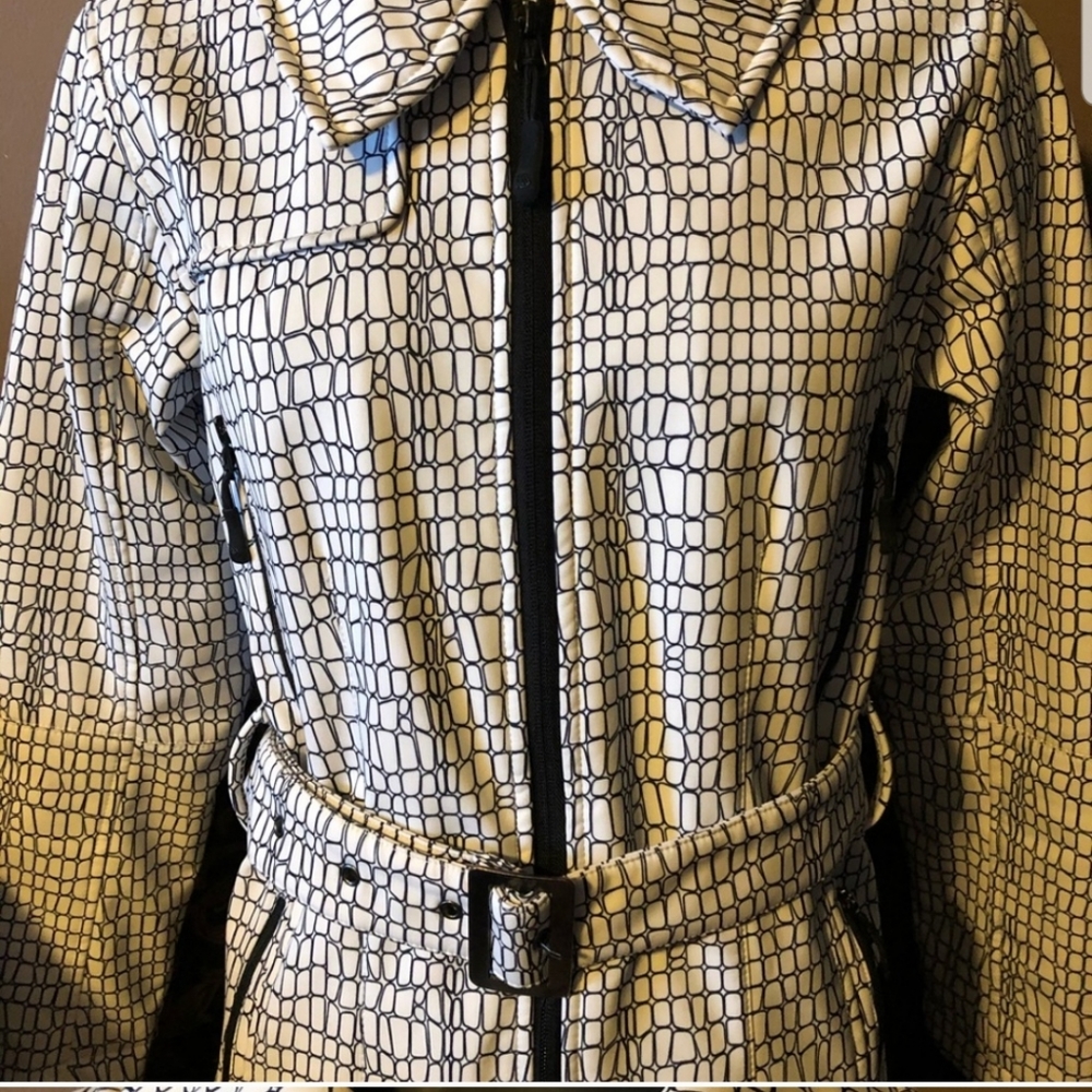 Raincoat - Picture 3 of 3